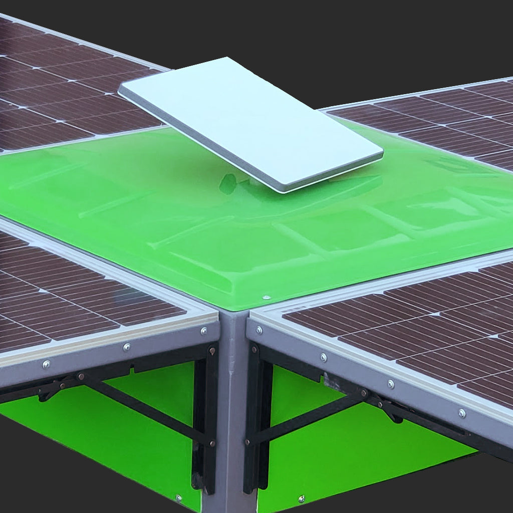 'Koa' Portable Solar Charging Station